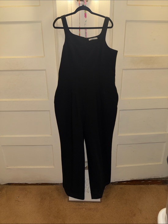 Abercrombie & Fitch Pants - Abercrombie & Fitch Black Sleeveless Tailored Jumpsuit